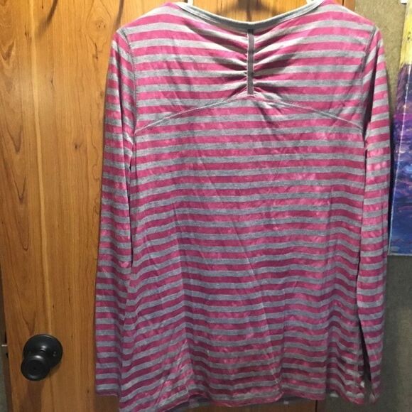NWT. St. John’s Bay Pink & Gray Stripe L/S Top - Picture 2 of 6